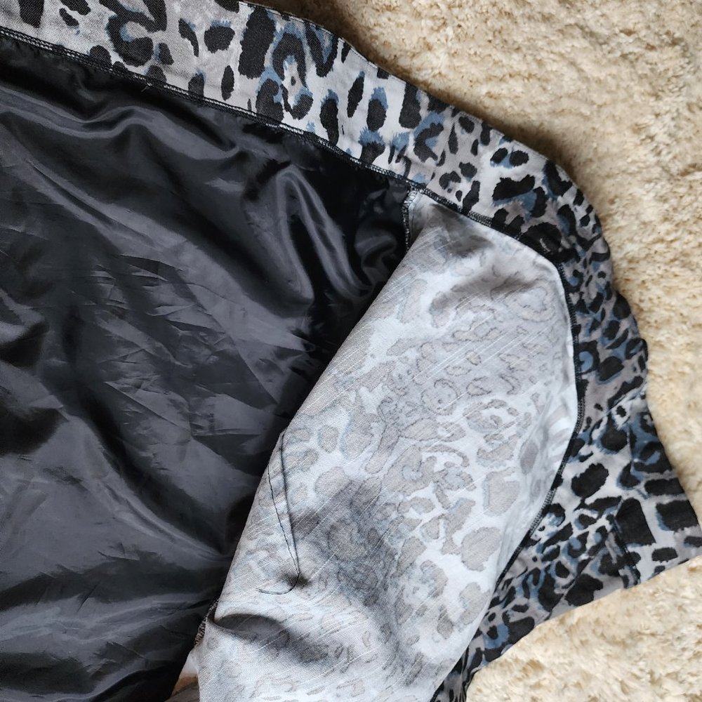 Denim Snow Leopard Open Front Jacket 4x - Picture 9 of 13